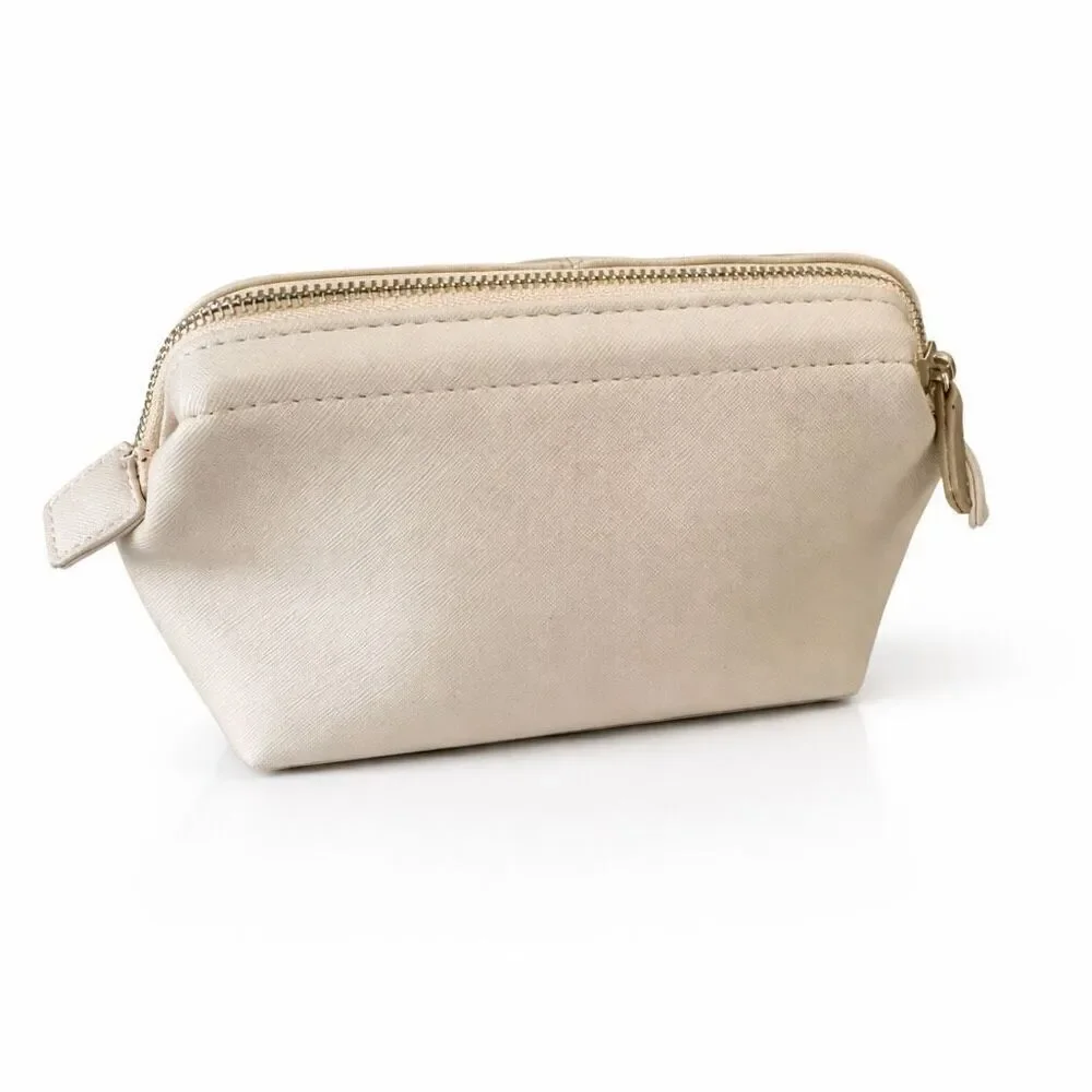 Bric’s x Qatar Airways Amenity Travel Pouch Beige Zip Case 8x5 EUC